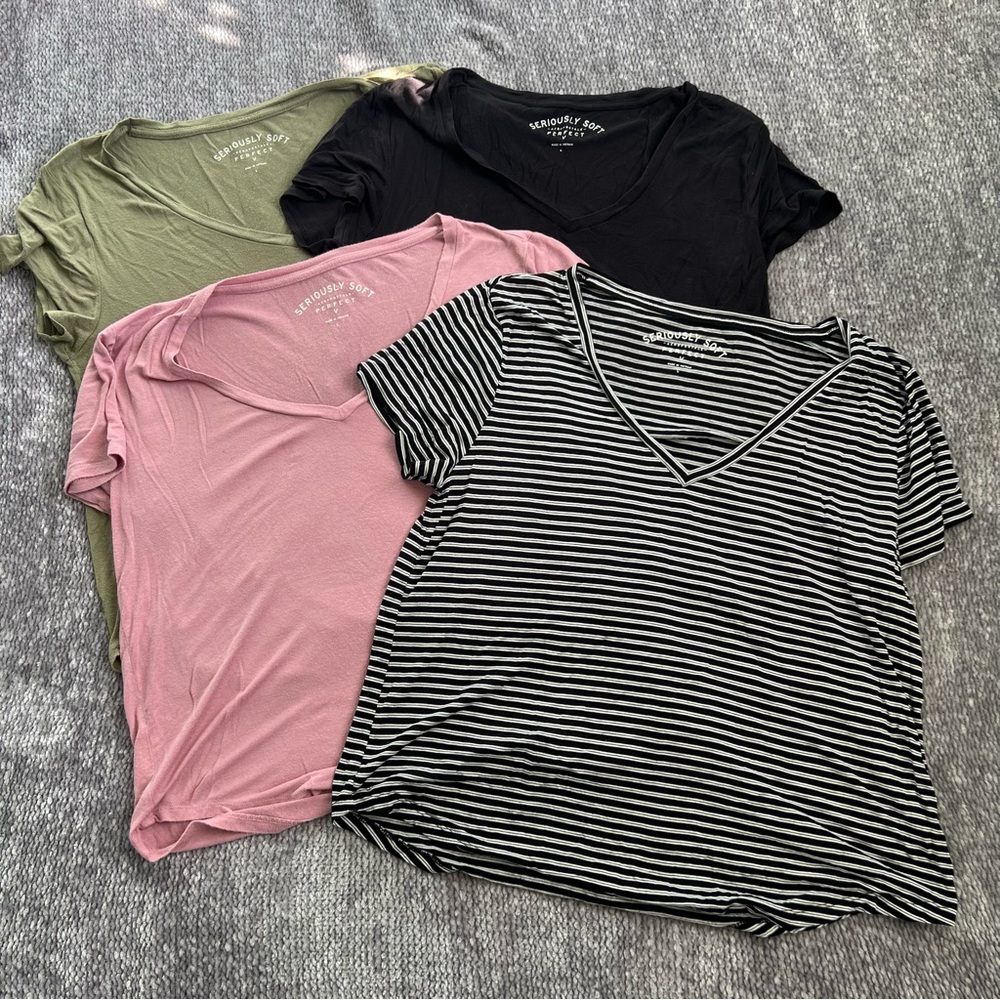 AEROPOSTLE Seriously Soft V neck short sleeve tee shirt bundle Relaxed fit LG